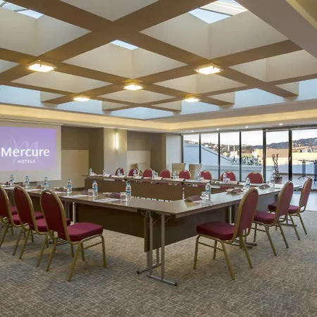 Hotel Mercure Altunizade 4*
