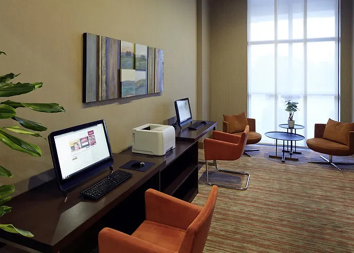 Mercure Altunizade Hotel 4*