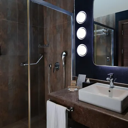 Hotel Mercure Altunizade 4*