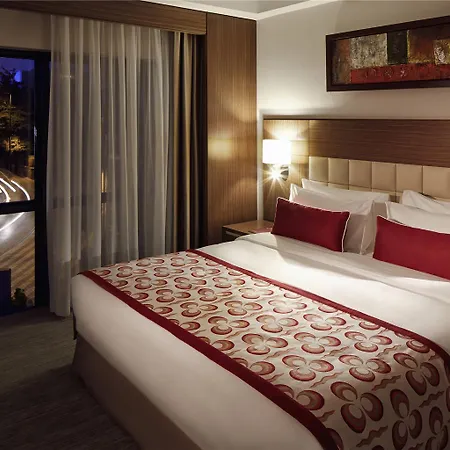 Mercure Altunizade 4*