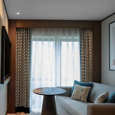 Hotel Mercure Altunizade 4*