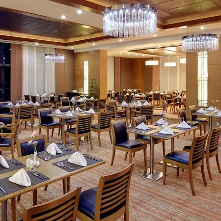 Mercure Altunizade 4*