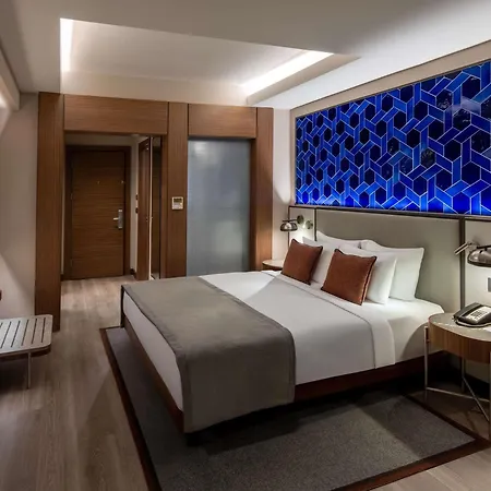 호텔 Mercure Altunizade 4*